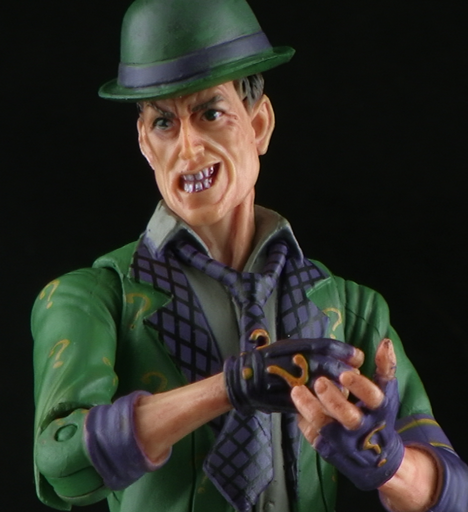 DC Direct Arkham City Series 2 The Riddler Figure Review | Pixel-Dan.com